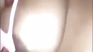 Sri Lankan Hot Girl Blowjob