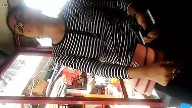 DESI TEEN GIRL..1 (CANDID)