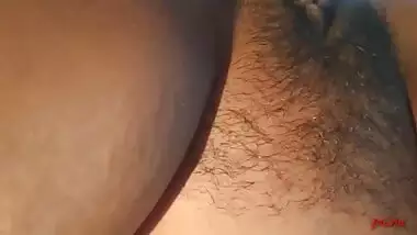 Srlanka new cupal sex .පියුමි අක්කාගේන් ගත්ත සැප