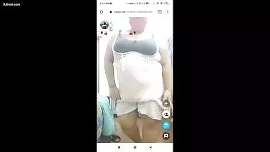 Chubby Desi Bhabi Tango Show