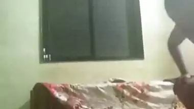 Desi couple Dehati floor chudai video