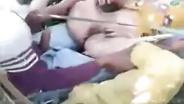 Gaon ki randi outdoor fucking – Threesome desi sex